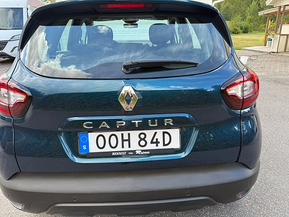 Renault Captur 3 of 15