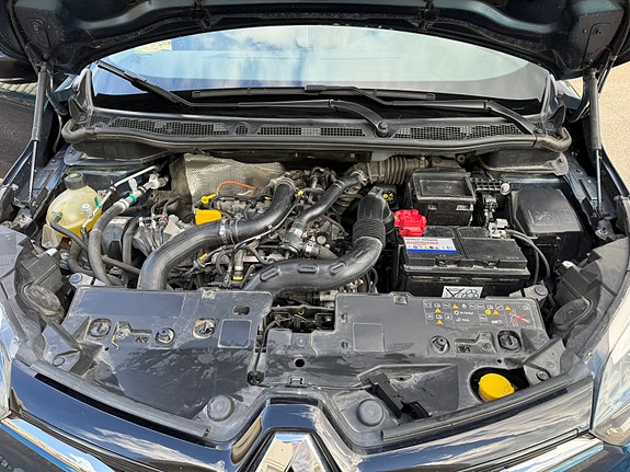 Renault Captur 8 of 15