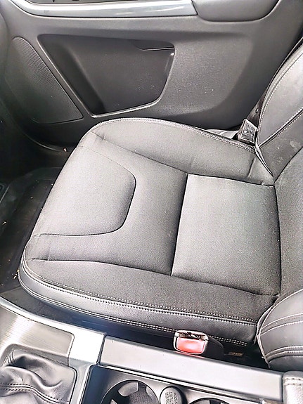 Volvo XC60 12 of 16