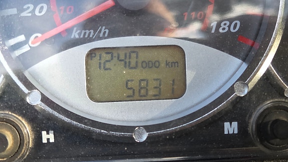 Kymco Xciting 500 5 of 6