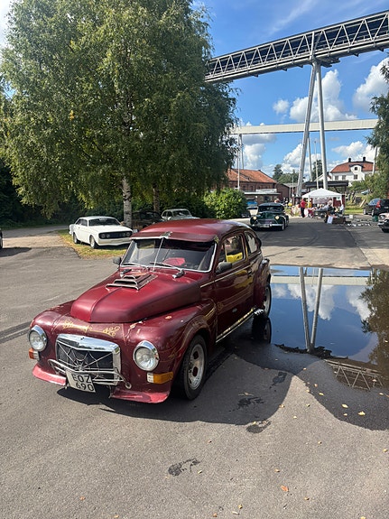 Volvo PV 3 of 9
