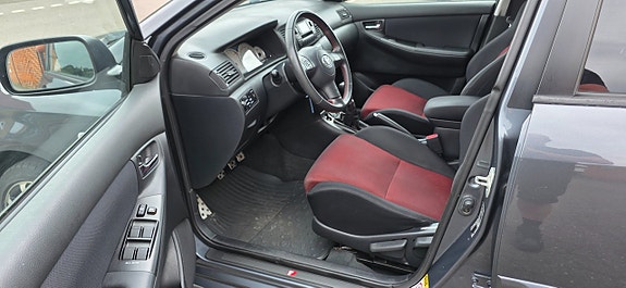 Toyota Corolla 12 of 14
