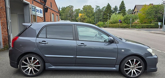 Toyota Corolla 6 of 14