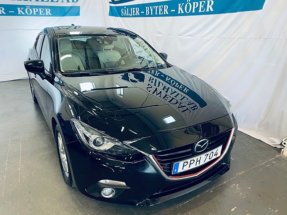 Mazda 3 2 of 21