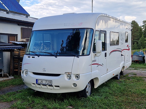 Mercedes-Benz Rapido 970 3 of 23