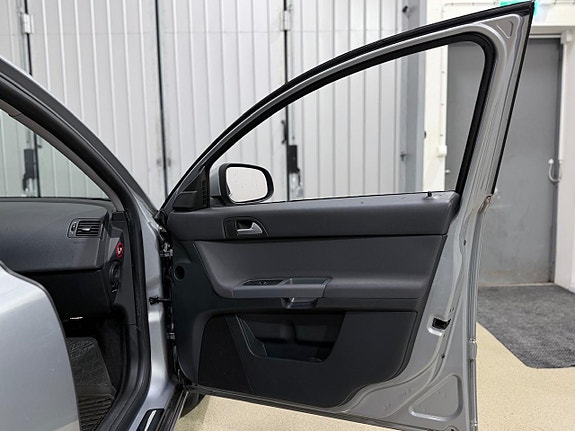 Volvo V50 19 of 21