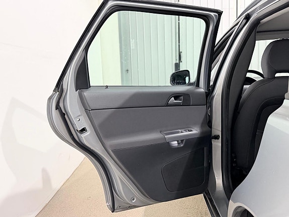 Volvo V50 15 of 21