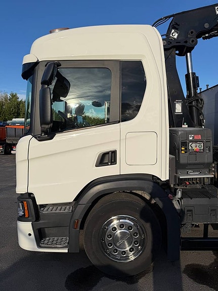 Scania P320, Brädgårdsbil +16t/m Kran, Ny serv & Ny Besiktad 3 of 12
