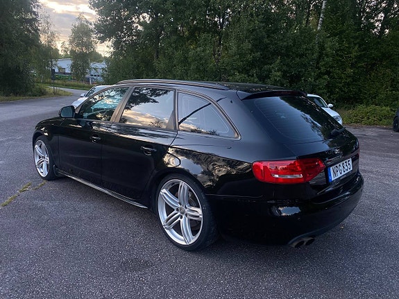 Audi A4 4 of 5