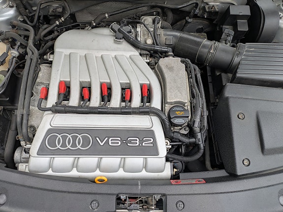 Audi TT 9 of 9