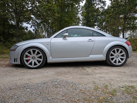 Audi TT 3 of 9