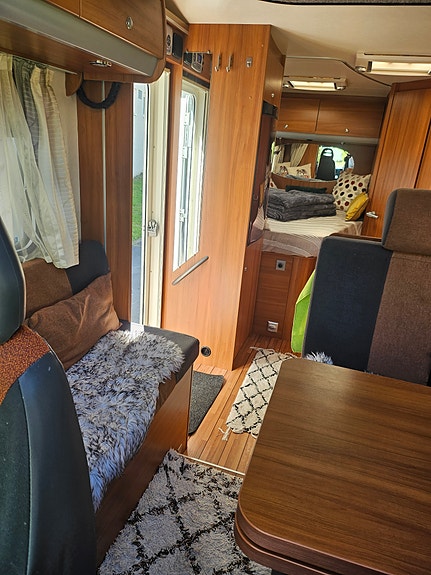 Knaus R21 10 of 27