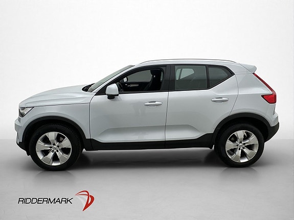Volvo XC40 4 of 30