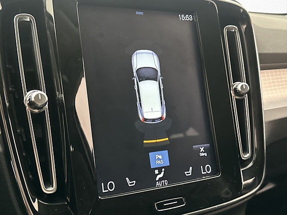 Volvo XC40 20 of 30