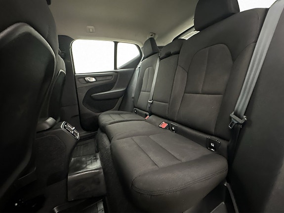 Volvo XC40 24 of 30