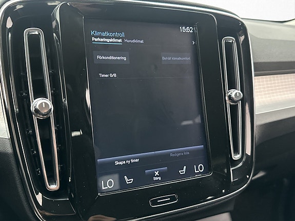 Volvo XC40 19 of 30