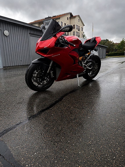 Ducati Panigale V2 *Akrapovic System* 4 of 5