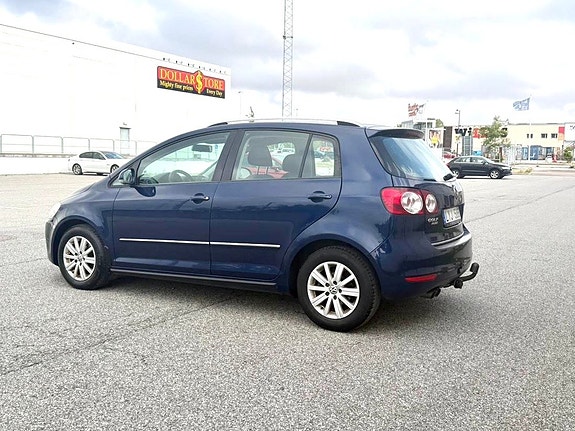 Volkswagen Golf Plus 4 of 8