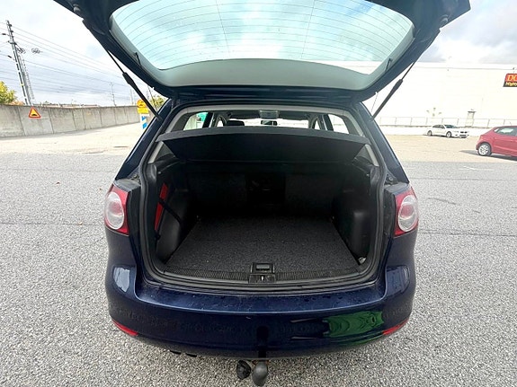 Volkswagen Golf Plus 8 of 8