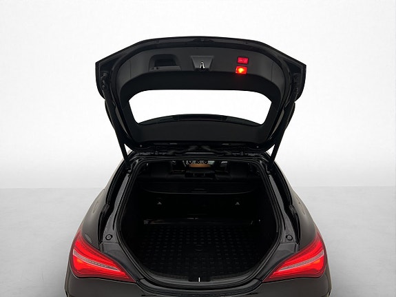 Mercedes-Benz CLA220 d 9 of 30