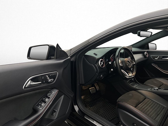 Mercedes-Benz CLA220 d 11 of 30