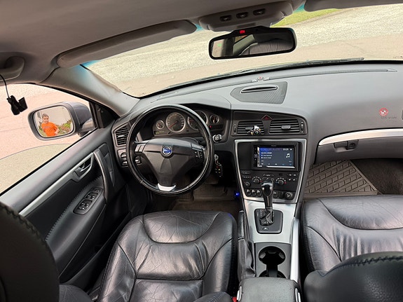 Volvo XC70 5 of 8
