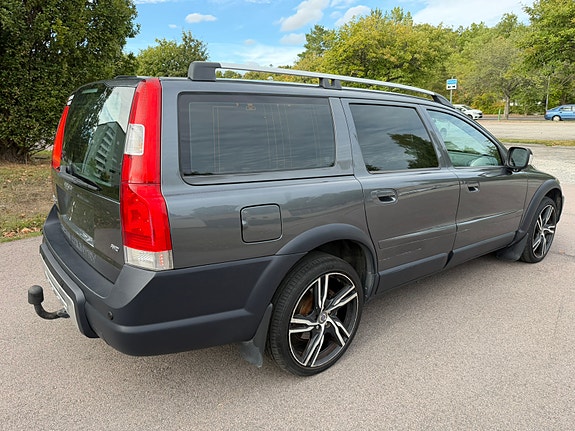 Volvo XC70 4 of 8