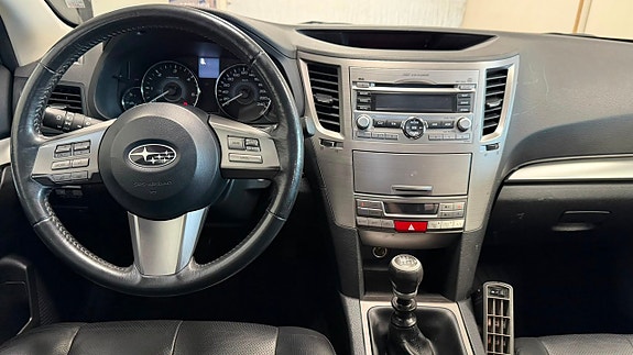 Subaru Outback 7 of 16