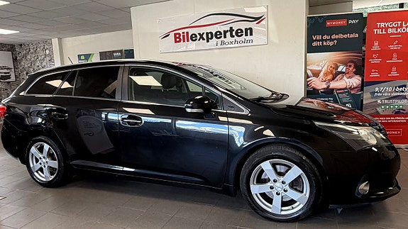 Toyota Avensis 4 of 23