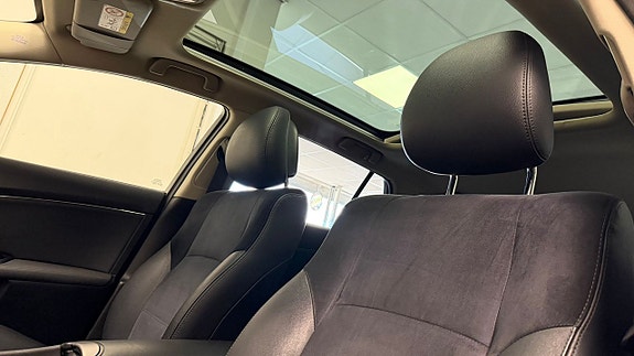 Toyota Avensis 8 of 23