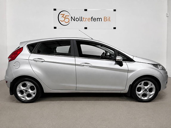 Ford Fiesta 6 of 21