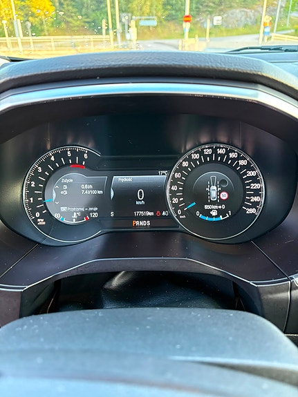 Ford Edge 7 of 18