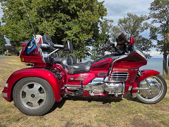 Honda GL1500 SE Gold Wing 2 of 6