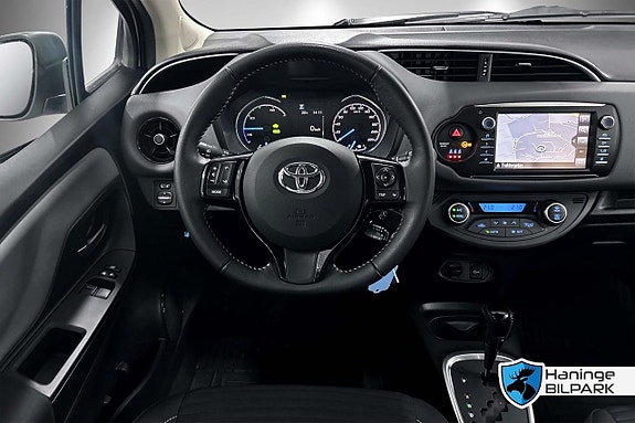 Toyota Yaris 17 of 18