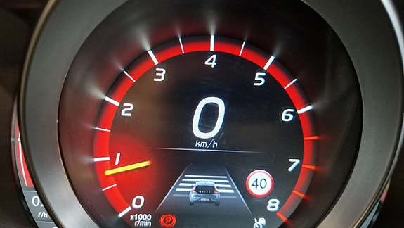 Volvo V40 12 of 20