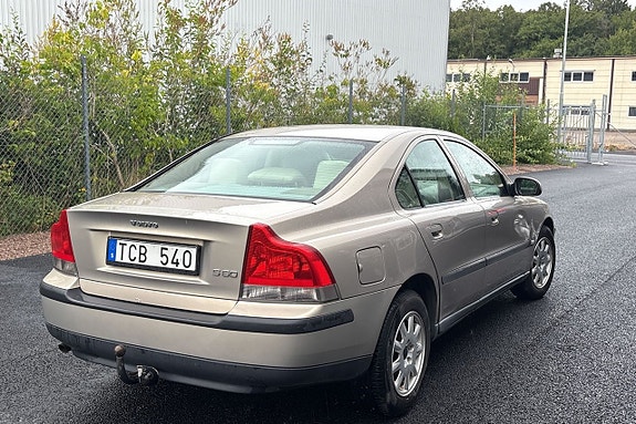 Volvo S60 7 of 15