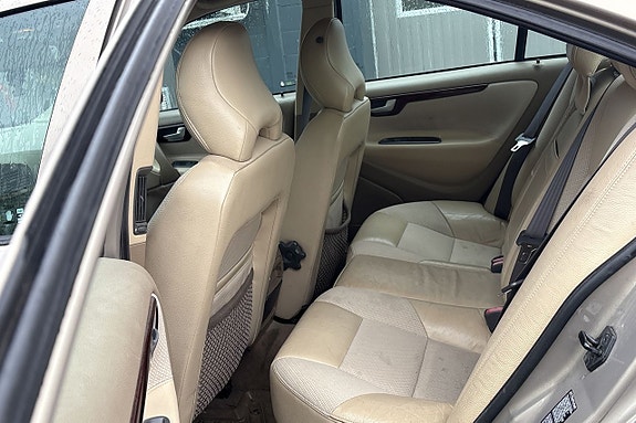 Volvo S60 14 of 15