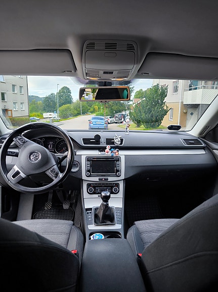 Volkswagen Passat CC 6 of 8