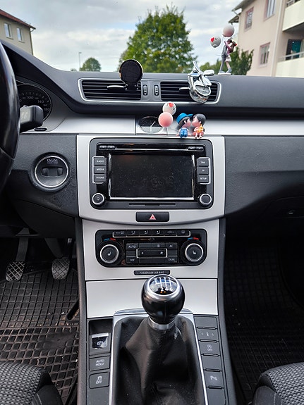 Volkswagen Passat CC 7 of 8