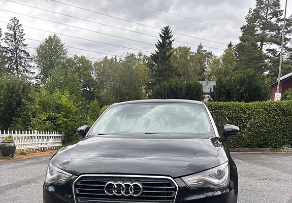 Audi A1 3 of 5