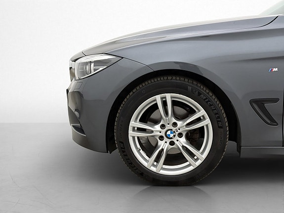 BMW 320 28 of 30