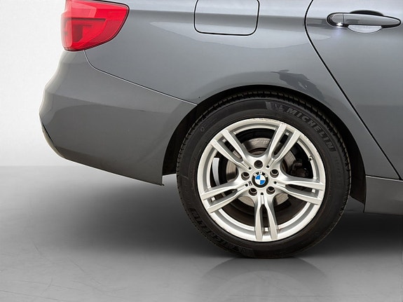BMW 320 30 of 30