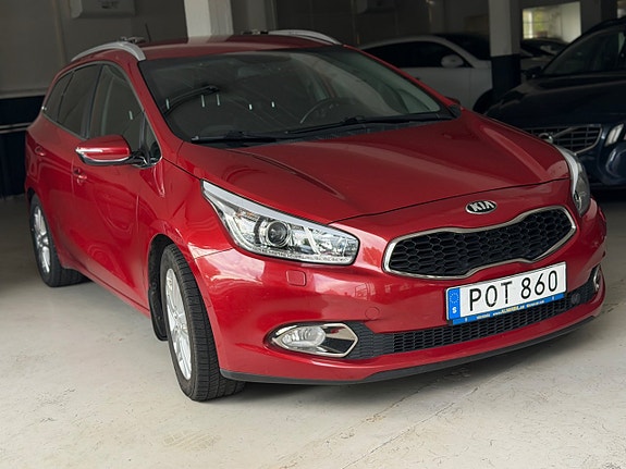 Kia Ceed 2 of 5