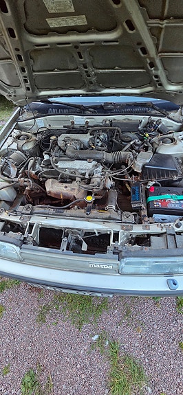Mazda 626 8 of 8