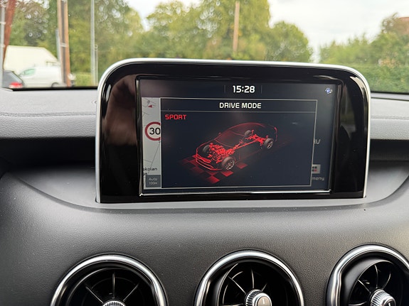 Kia Stinger 23 of 26