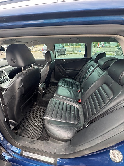 Volkswagen Passat 13 of 13