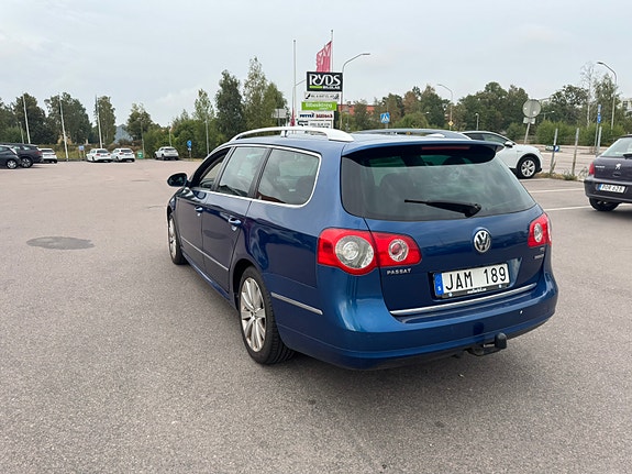 Volkswagen Passat 4 of 13