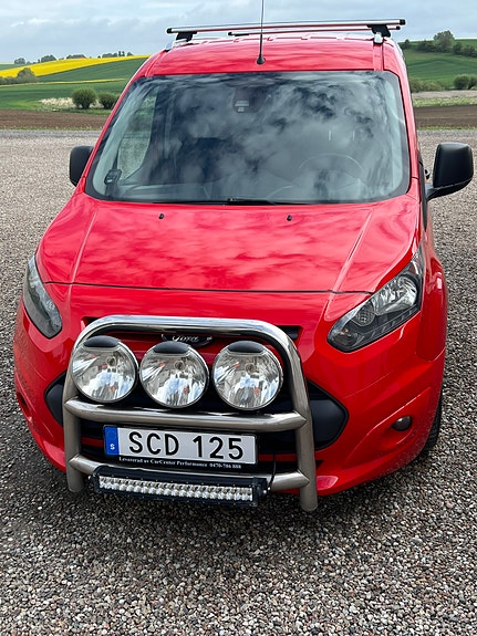 Ford Transit Connect 7 of 8