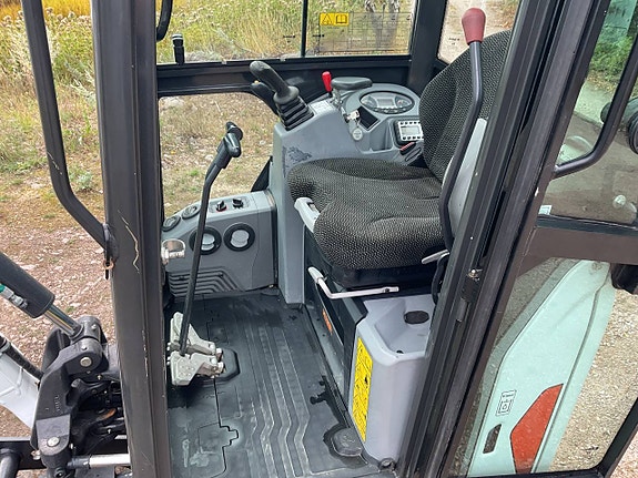 Bobcat E20z Zerotail med Powertilt o  hydraulisk Clamp 11 of 12
