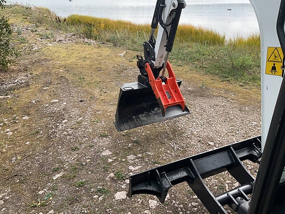 Bobcat E20z Zerotail med Powertilt o  hydraulisk Clamp 4 of 12